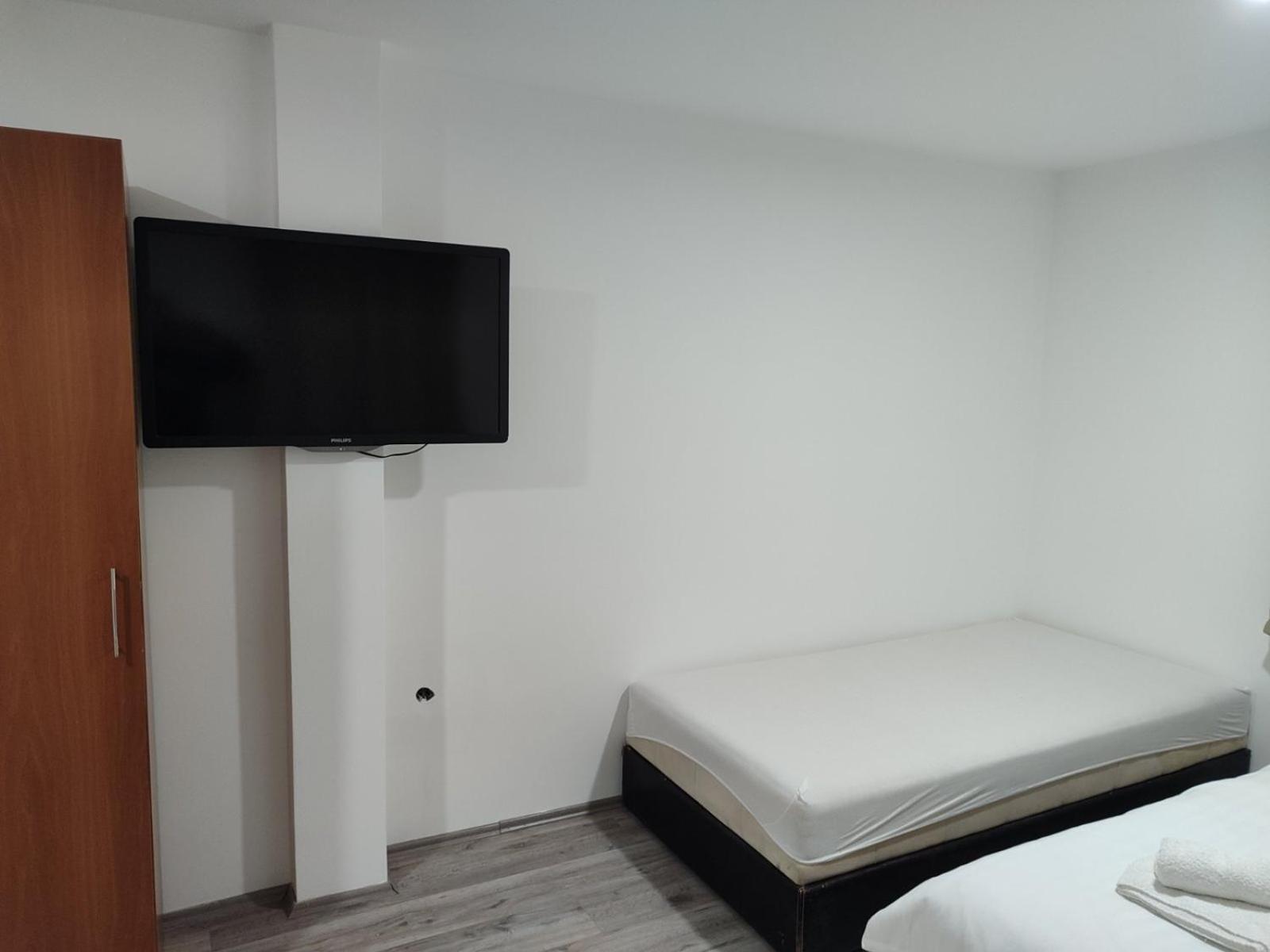 Apartmani Hub Ni Esterno foto