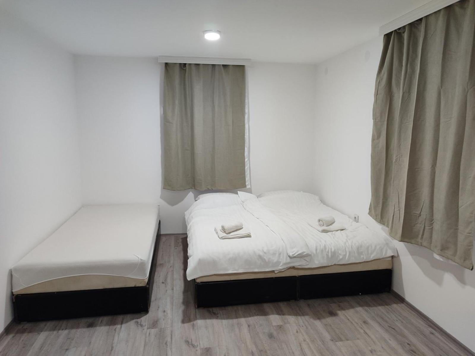 Apartmani Hub Ni Esterno foto